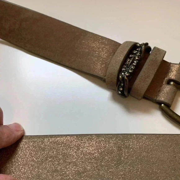 Chinese Laundry faux leather speckled  bronze belt - Picture 9 of 9